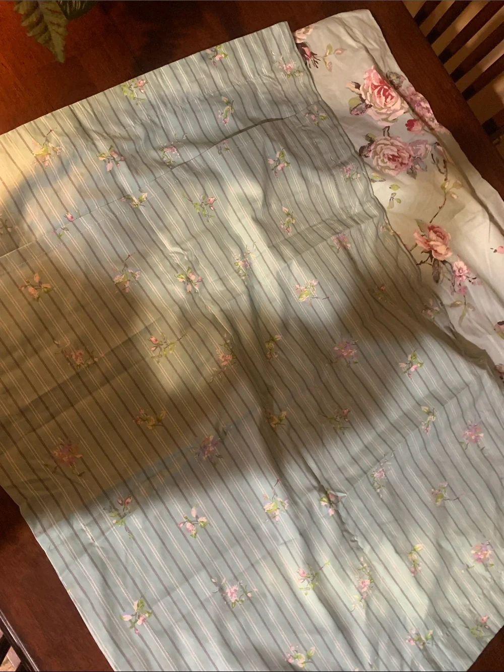Rand new 100% cotton queen size gorgeous two pillow cases, must have !